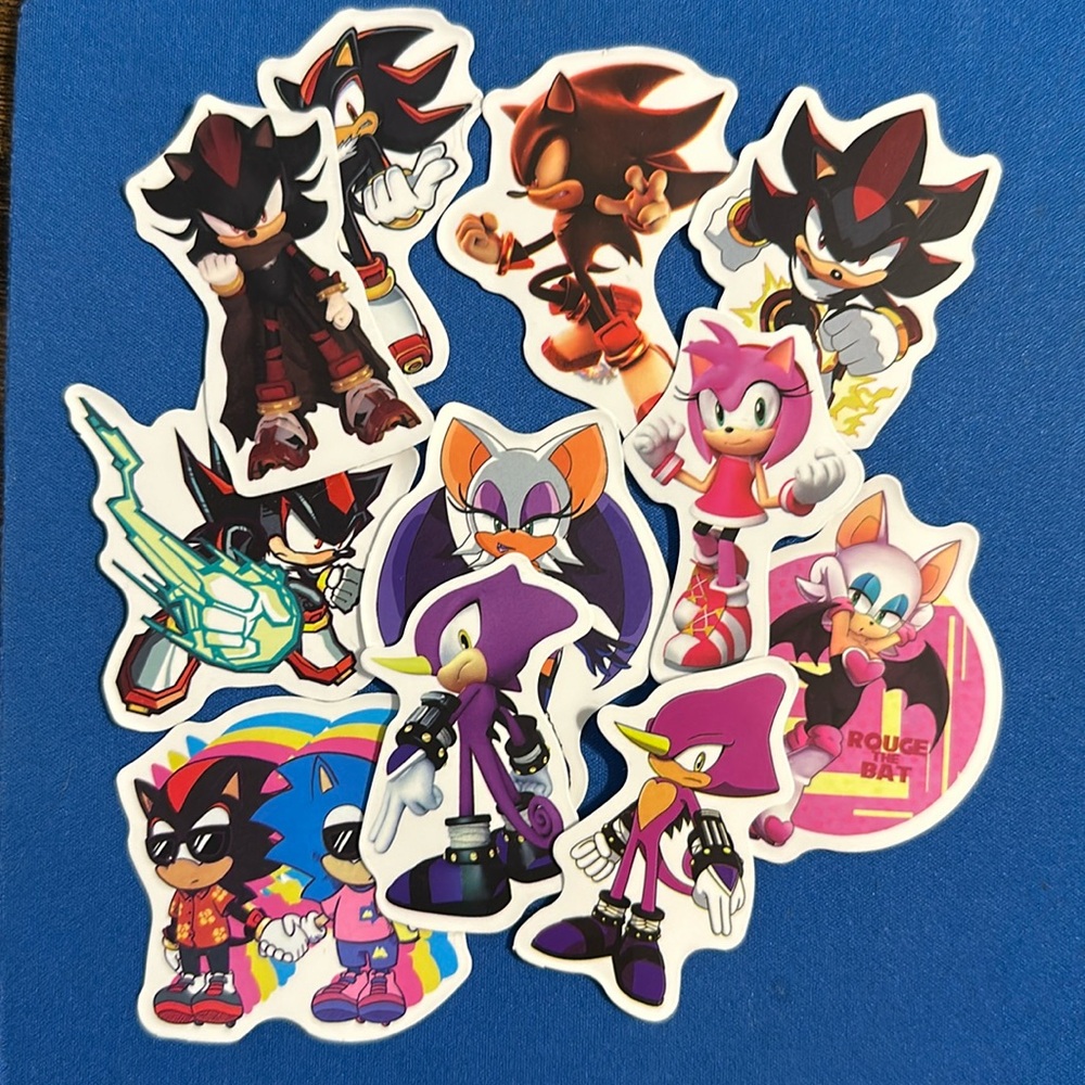 Set of 11 Sonic the hedgehog stickers